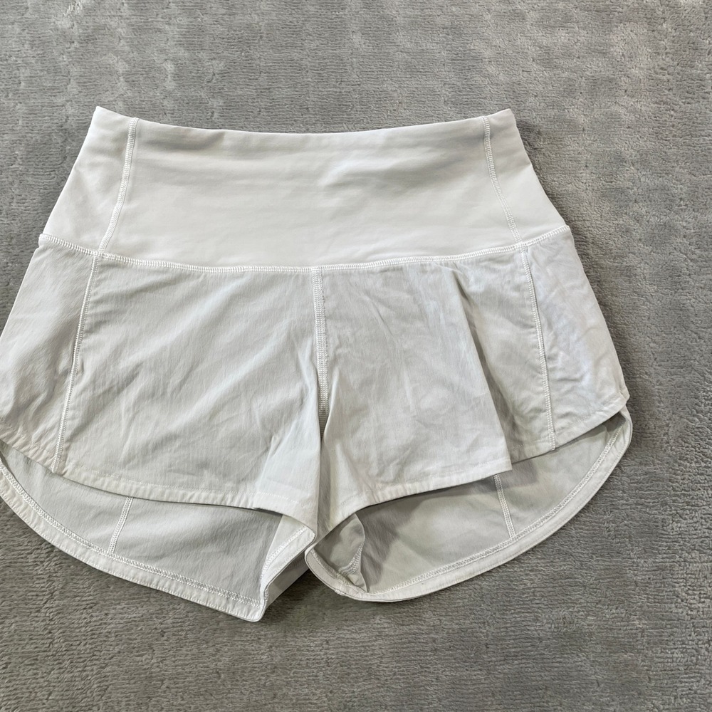 Lululemon Speed Up High Rise Short 2.5 Womens 2 White LW7BAIS Running Active